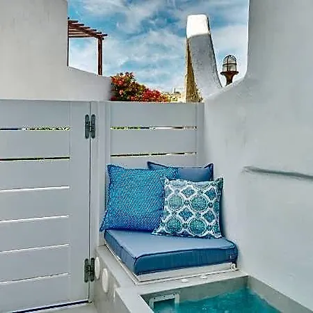 Отель Mykonian Mews Luxury Mykonos Town